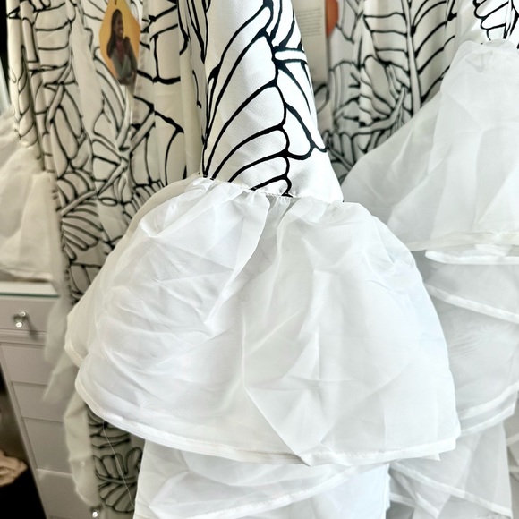 Fe Noel Kaftan- Palm Leaf Print Ruffle Trim Cover Up Dress- Fe Noel x Target - Picture 9 of 14